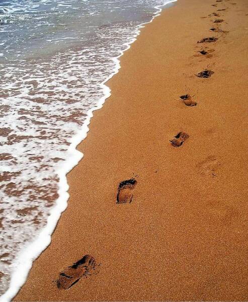 Leona Lewis Footprints In The Sand Review A Deeper Walk With God